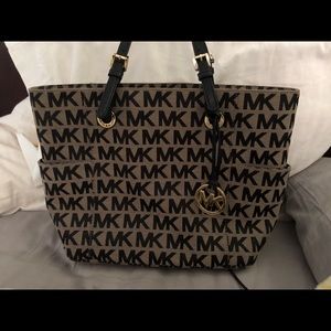 Michael Kors Tote